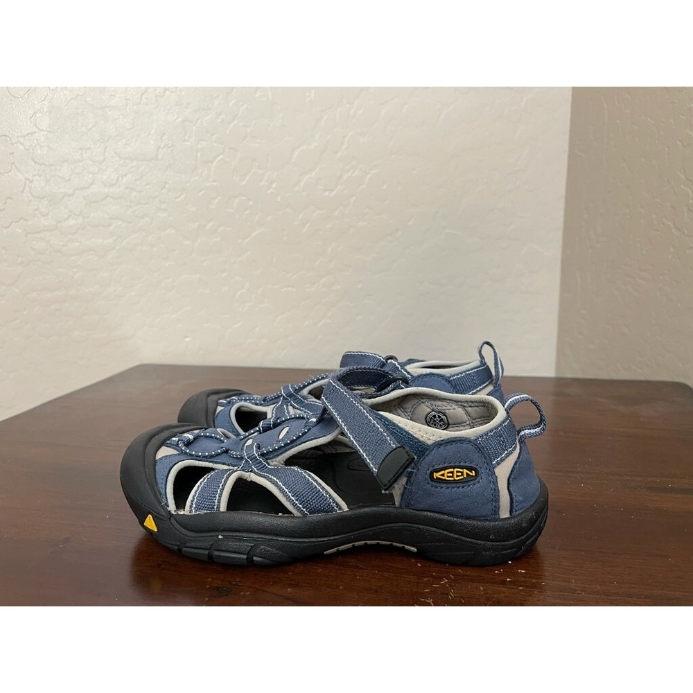 Keen Unisex Kids Newport H2 Hiking Sport Sandals Blue Black Hook Loop Cut Out 5